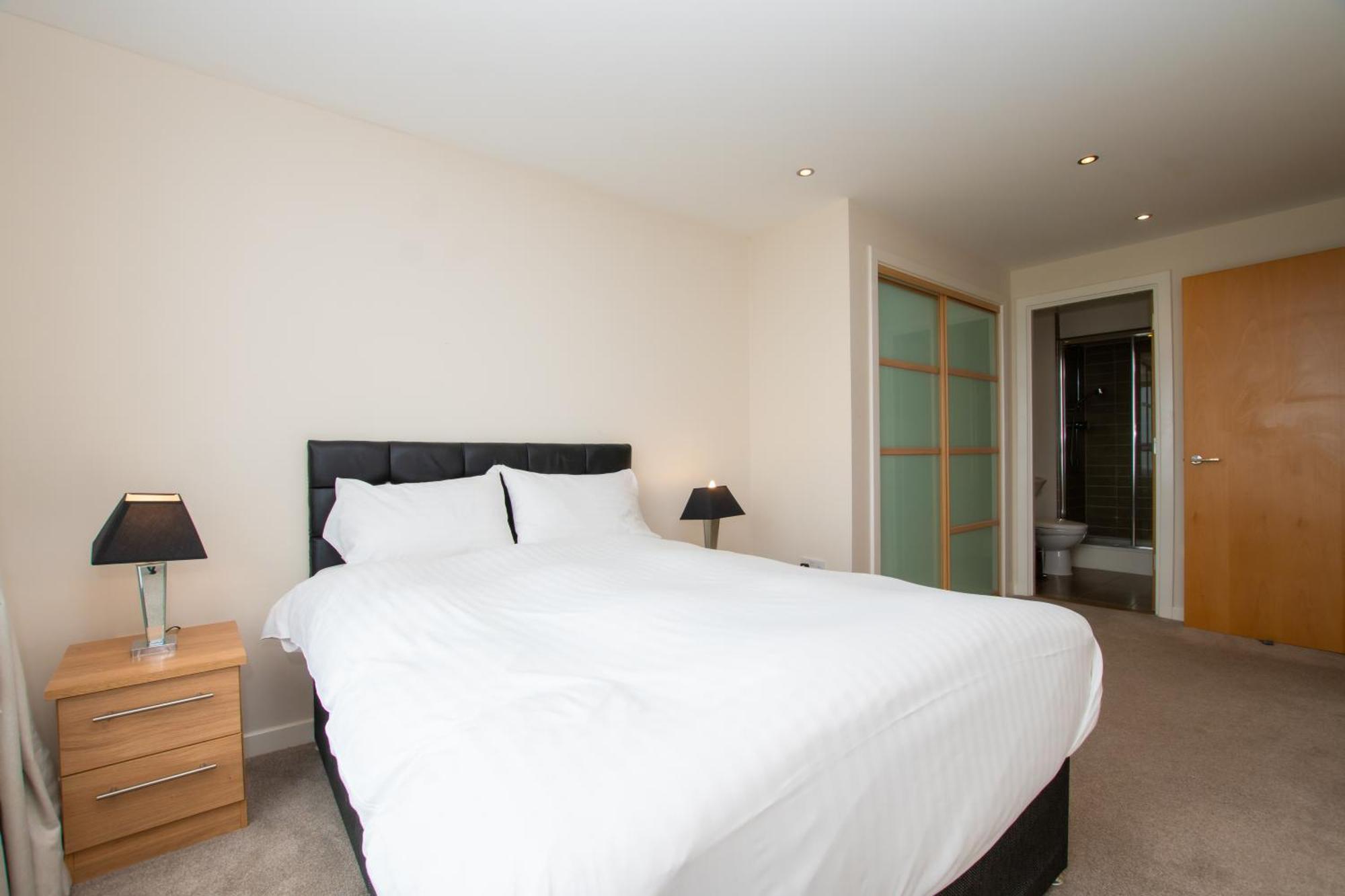Blue Harbour Apartments 爱丁堡 外观 照片